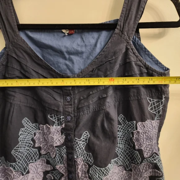 Tank top - Picture 6 of 6